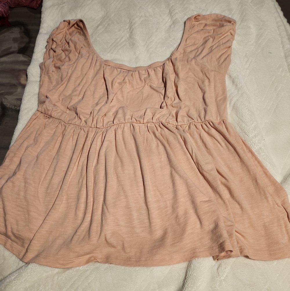 torrid Peach Scoop-Neck Peplum Top